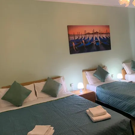 فندق مبيت وإفطار Venice Night ميستر