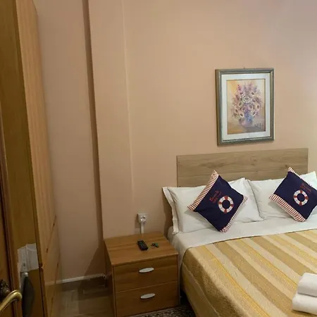 فندق مبيت وإفطار Venice Night ميستر